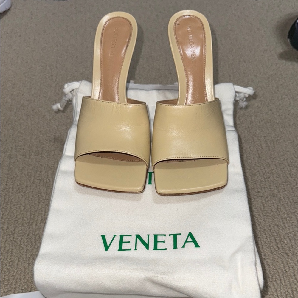 Cream Women's Slide Sandals